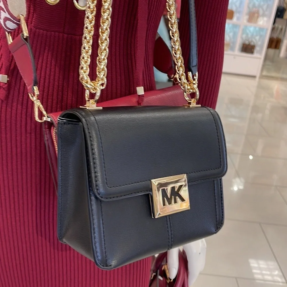 MICHAEL KORS SONIA SMALL SHOULDER XBODY BLACK COLOR